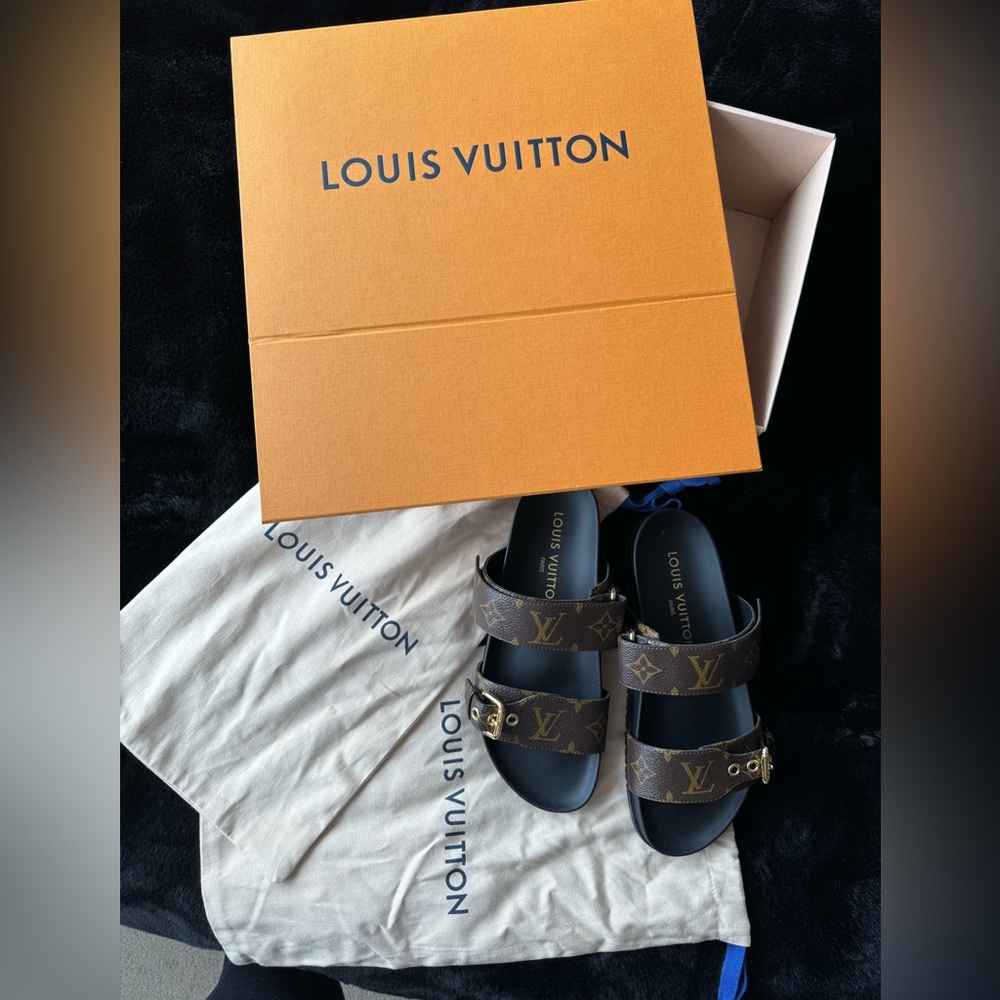 LOUIS VUITTON BOM DIA FLAT MULE